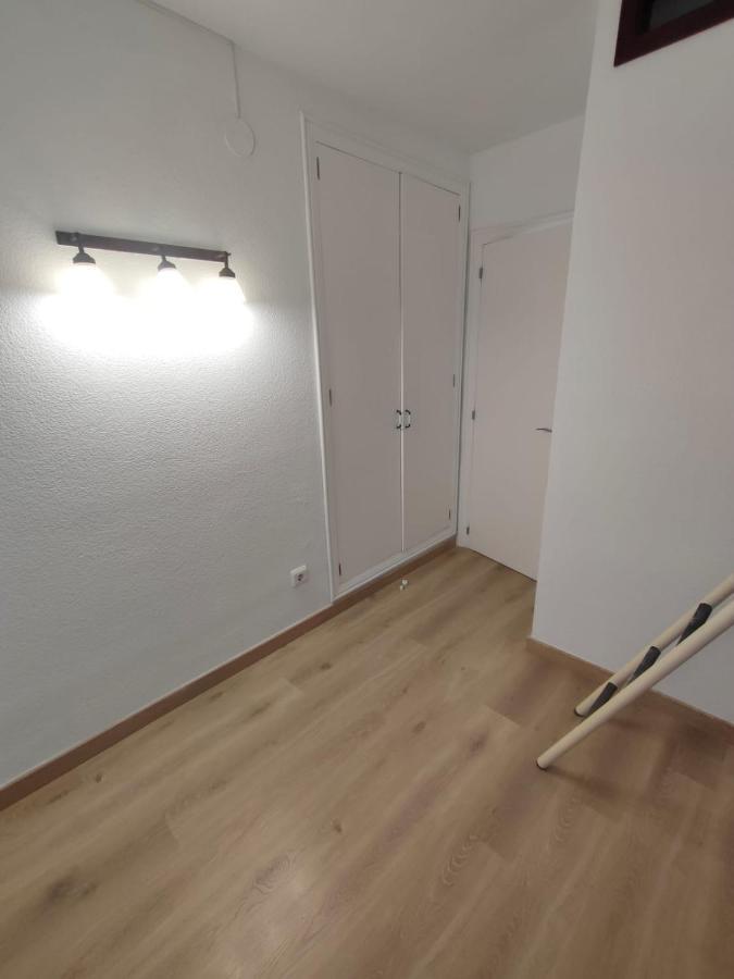 Very Lightful Apartment. Incredible Sea Views. Big Terrace, Swimming Pool. Ac. Very Close To Alicante City Center. Exteriör bild