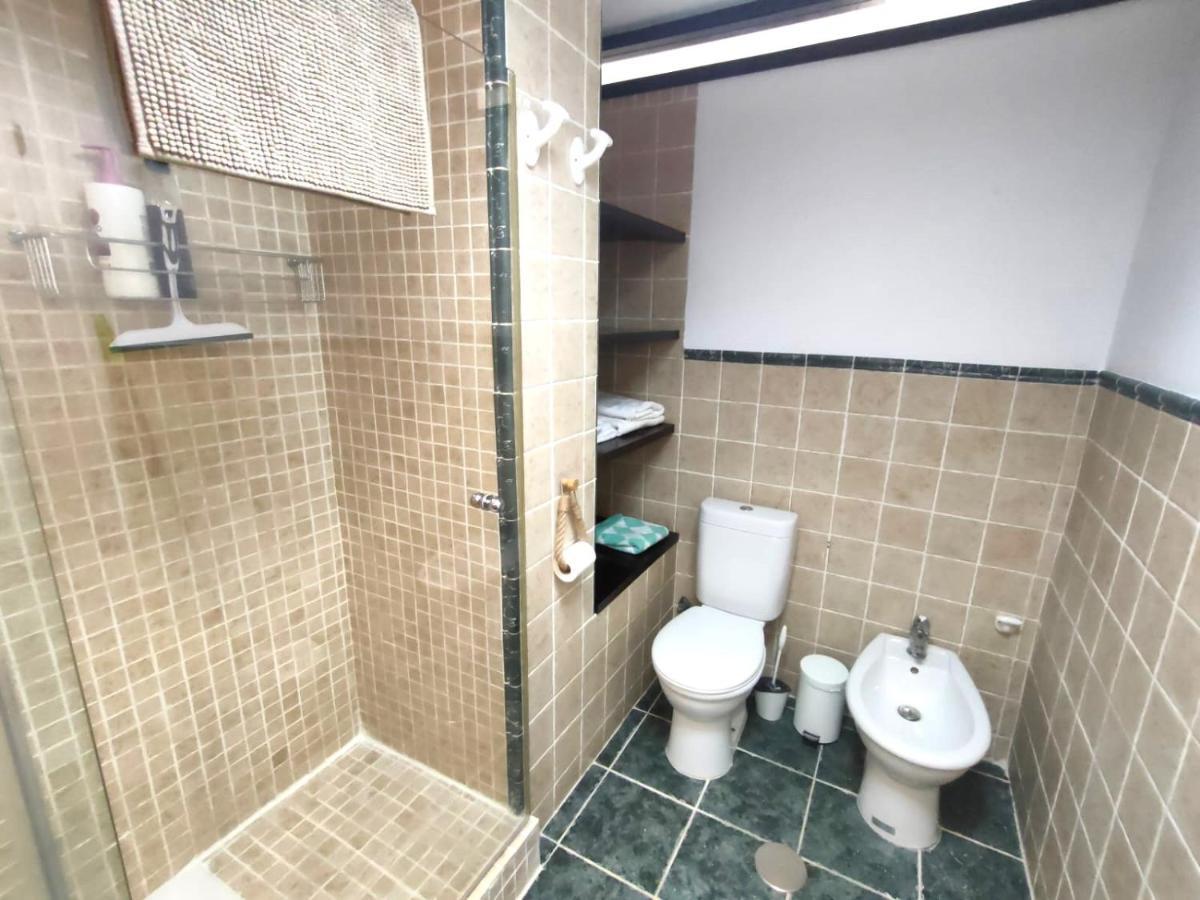 Very Lightful Apartment. Incredible Sea Views. Big Terrace, Swimming Pool. Ac. Very Close To Alicante City Center. Exteriör bild