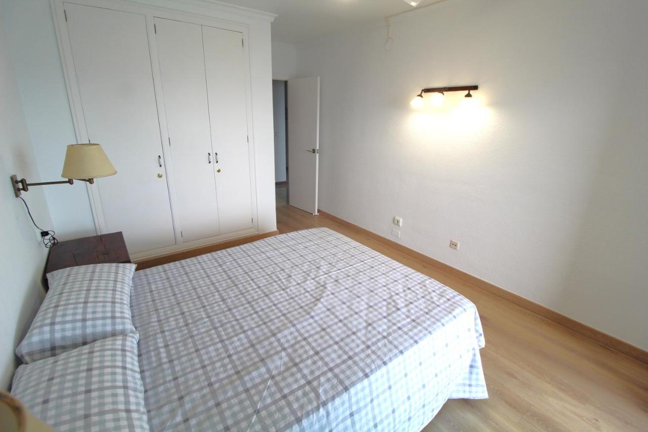 Very Lightful Apartment. Incredible Sea Views. Big Terrace, Swimming Pool. Ac. Very Close To Alicante City Center. Exteriör bild